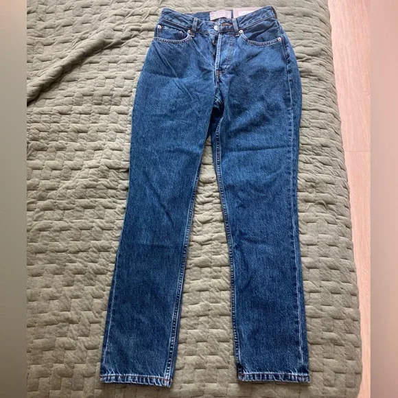 Everlane 90s Cheeky Hourglass Jean (Straight Leg in Deep Atlantic) NWT - Picture 2 of 5